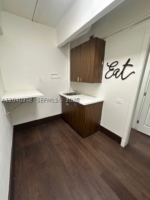 4237 Nw 37 Ave 4237 Property Photo 8