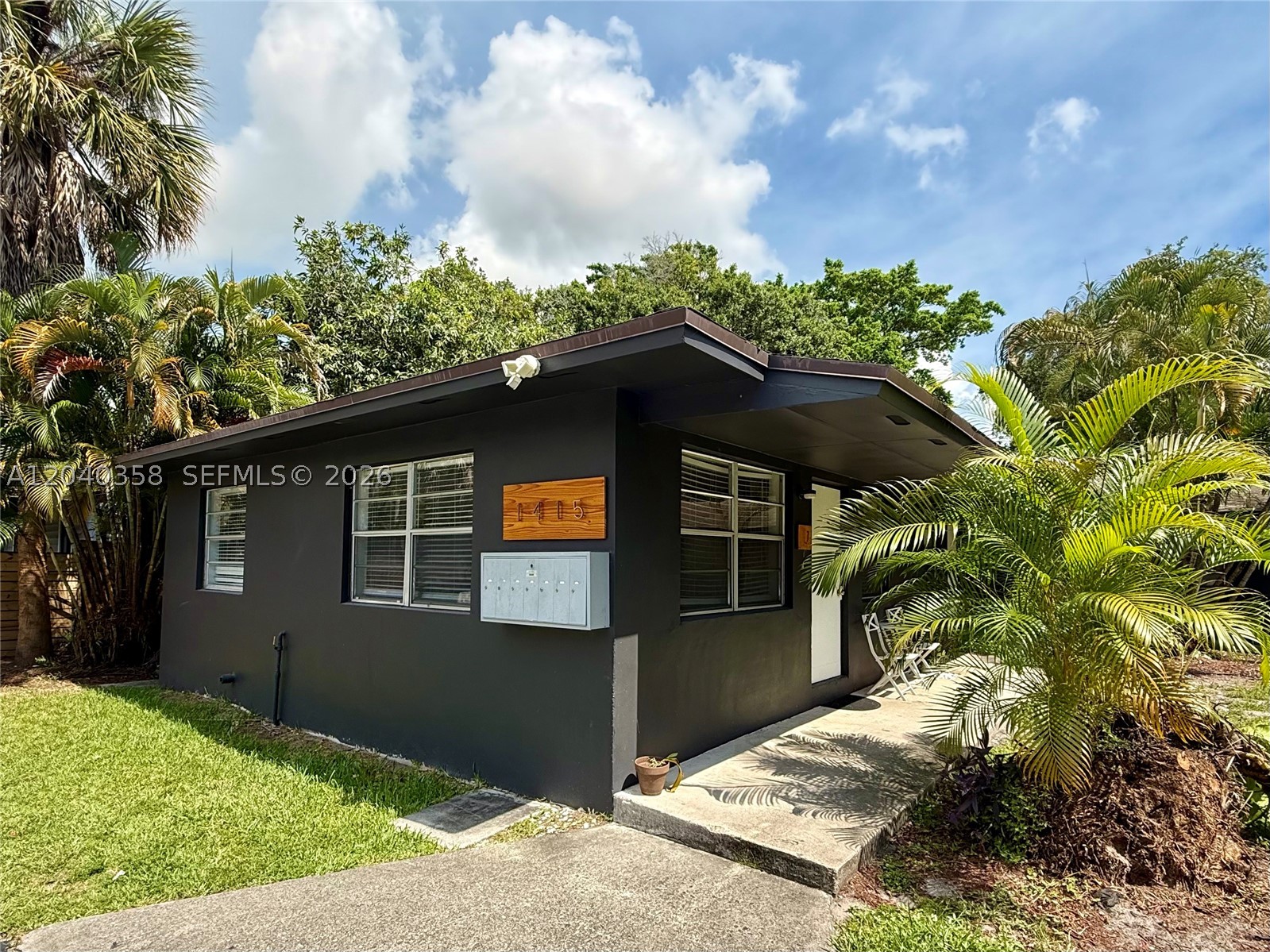 1415 Sw 1st St 1 Property Photo 1