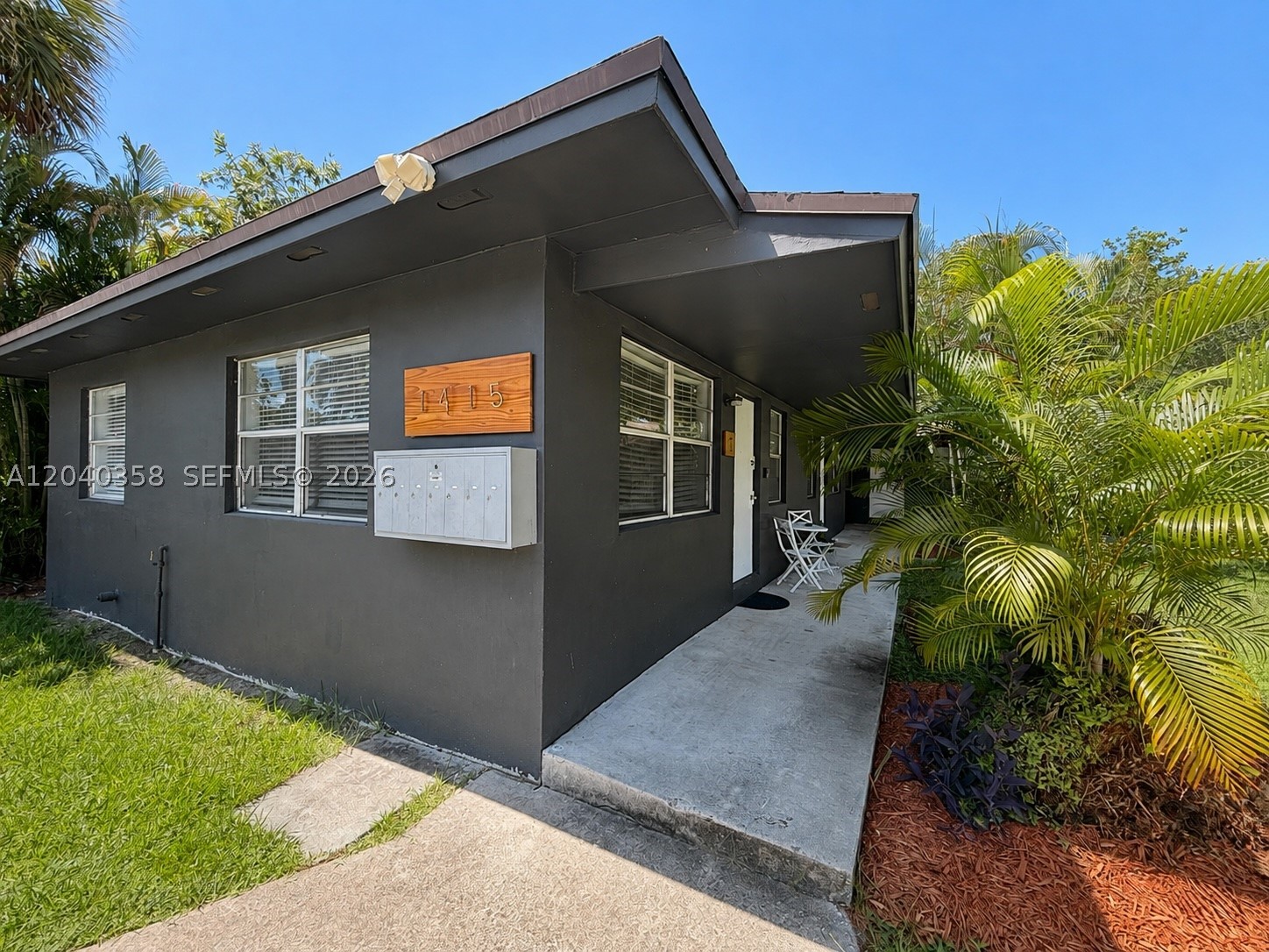 1415 Sw 1st St 1 Property Photo 1
