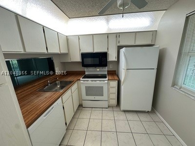 3578 N University Dr I-5 Property Photo 1