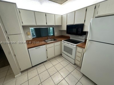 3578 N University Dr I-5 Property Photo 2