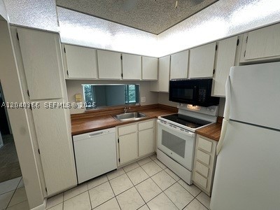 3578 N University Dr I-5 Property Photo 5