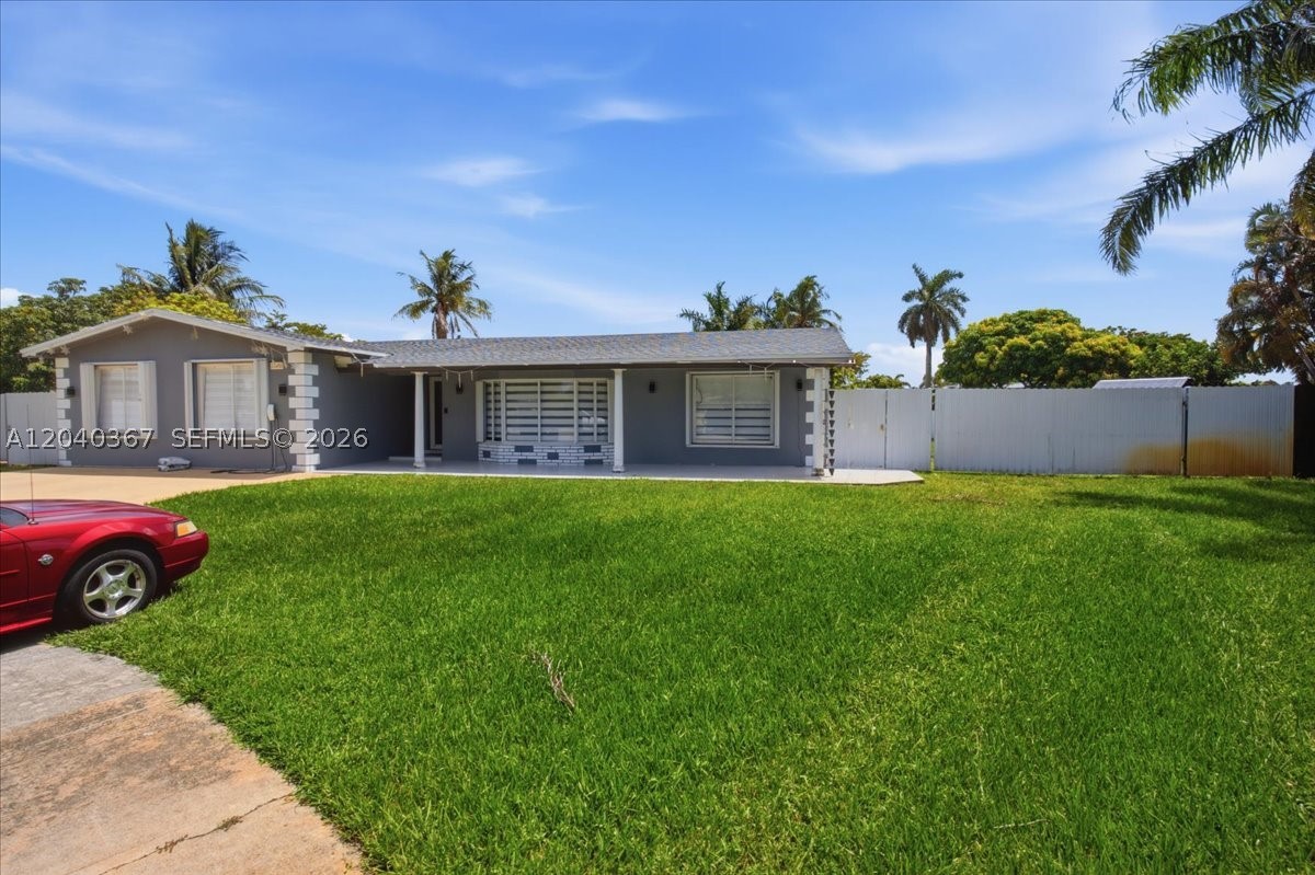 10450 NW 19th St