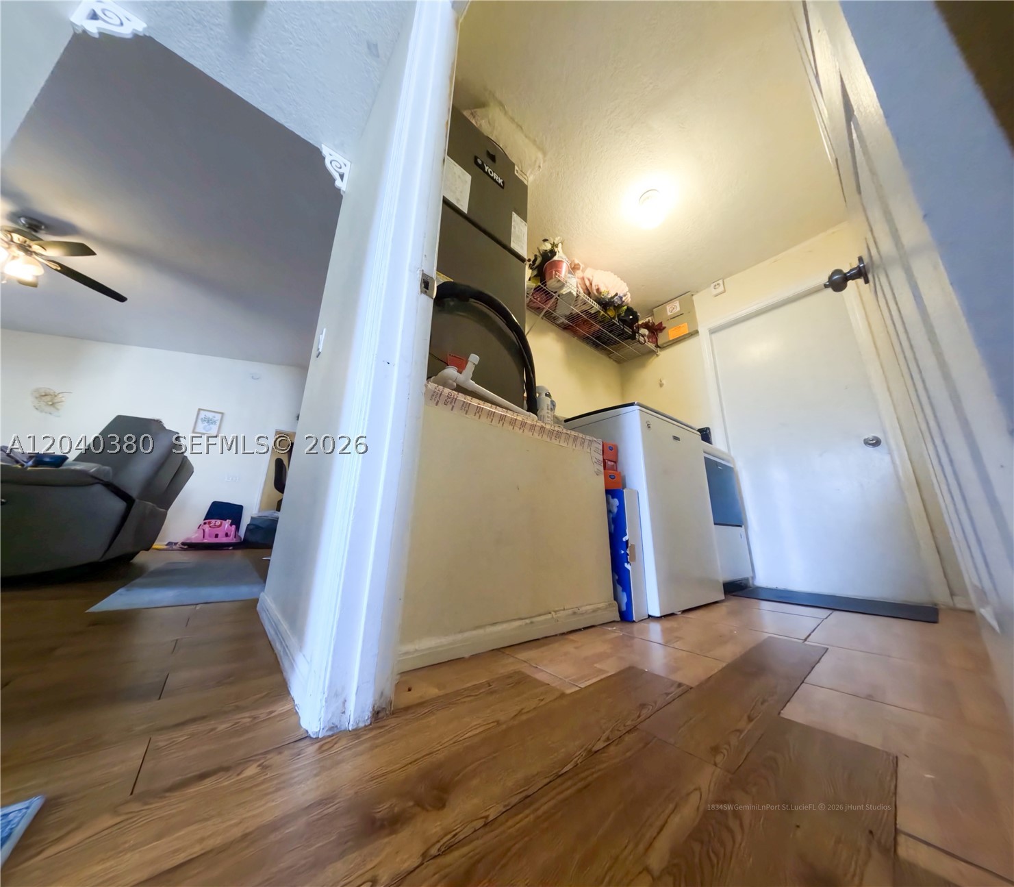 1834 Sw Gemini Ln Property Photo 5