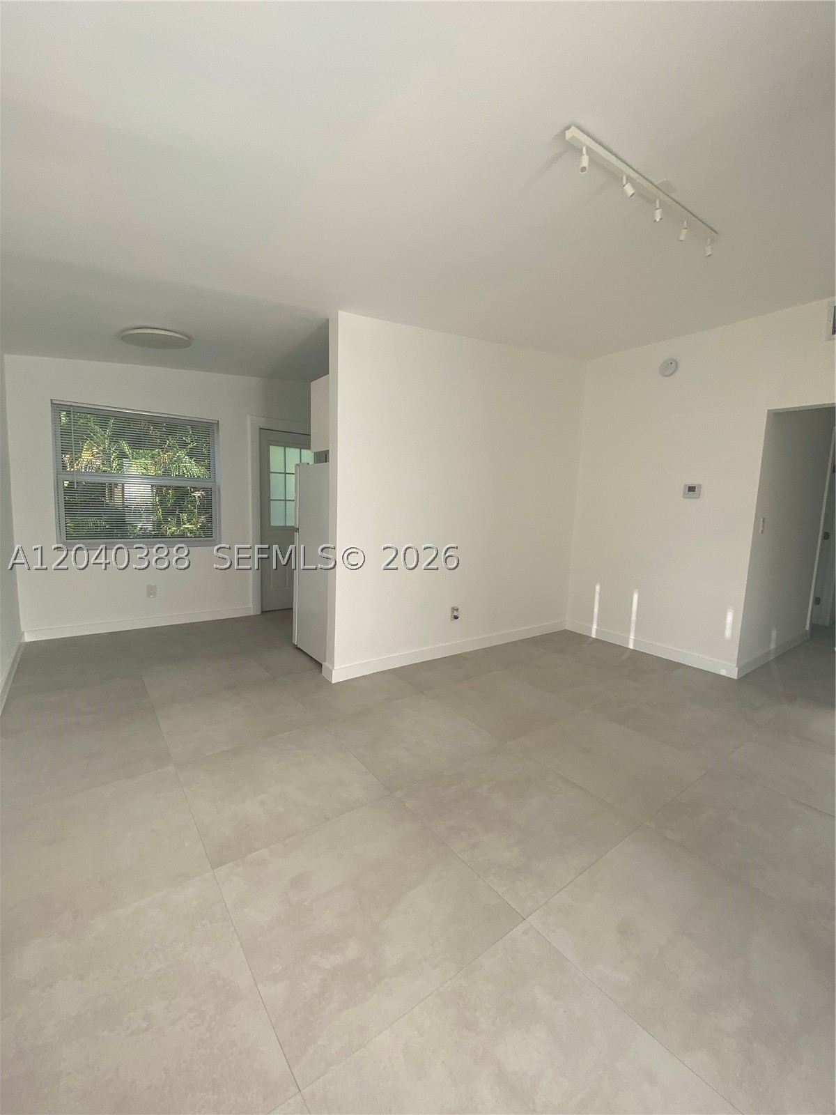 2011 Ne 167th St 9 Property Photo 10