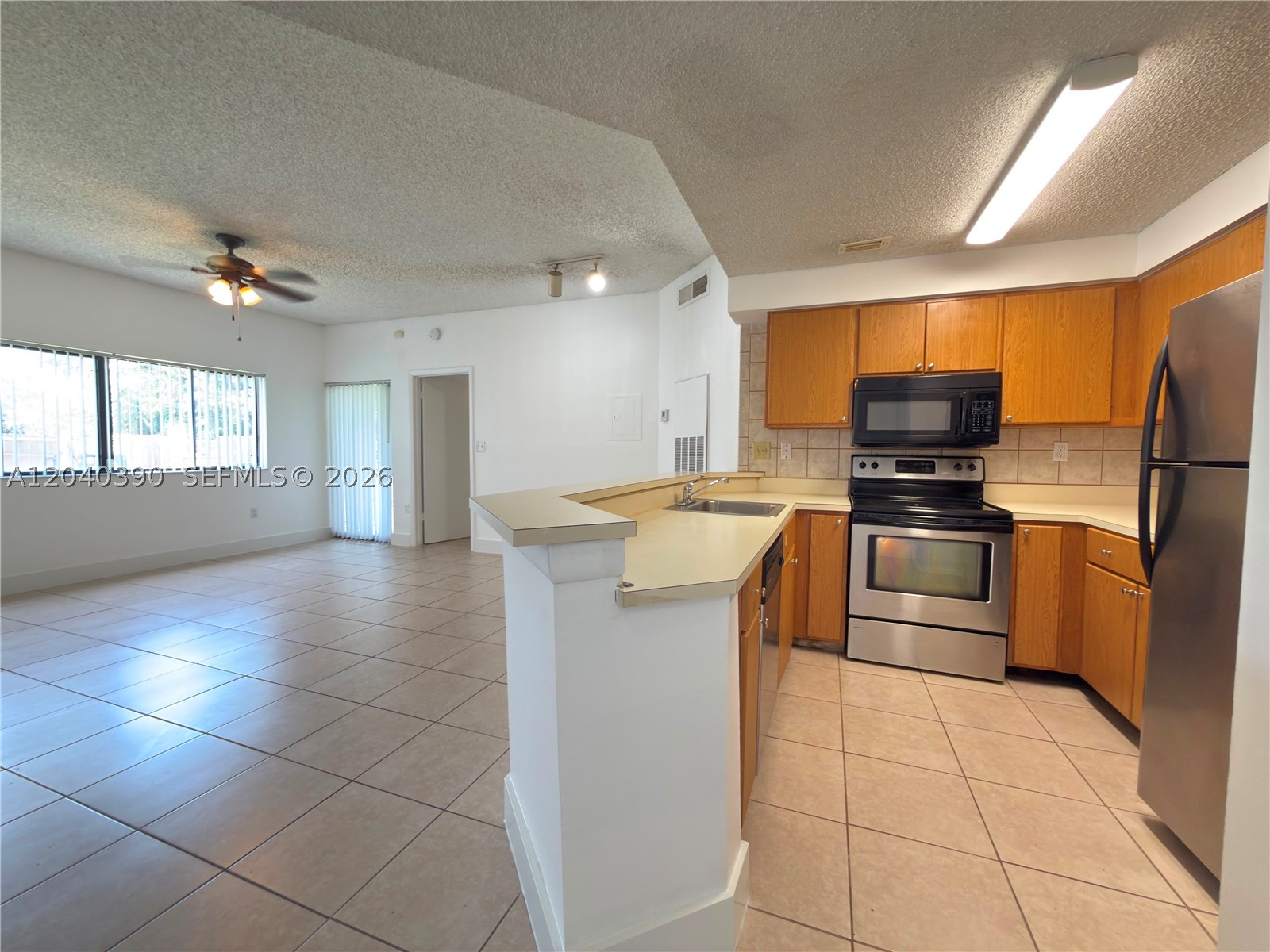 2550 Sw 18th Ter 2201 Property Photo 11