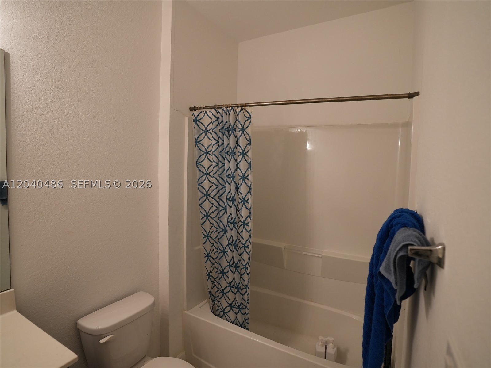 4037 Nw 10th Pl Property Photo 22