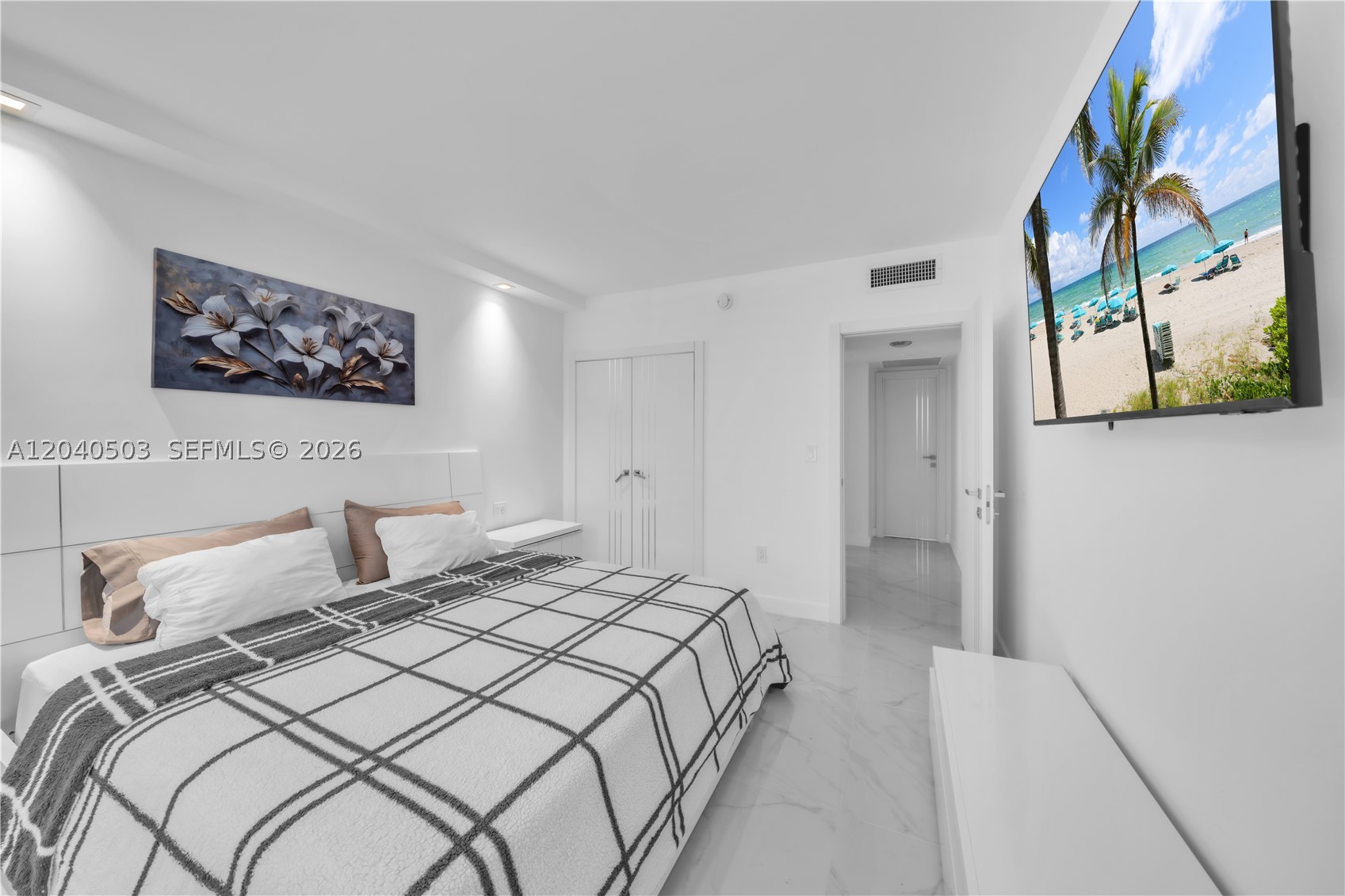 1965 S Ocean Dr 14f(availabale Now) Property Photo 29
