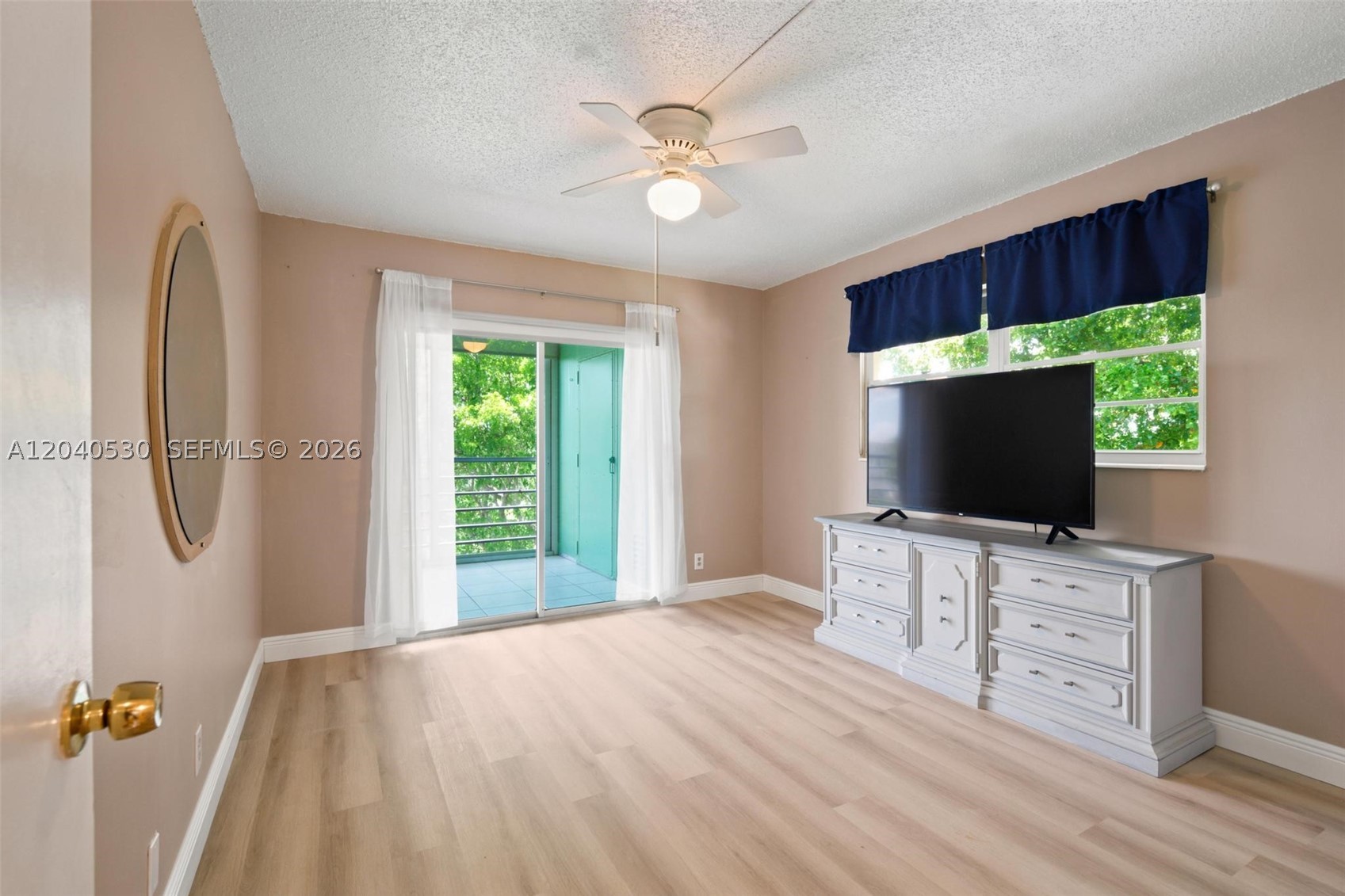 4001 Ashby C #4001 Property Photo 17