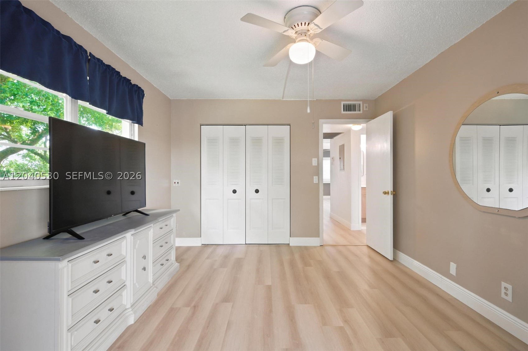 4001 Ashby C #4001 Property Photo 18