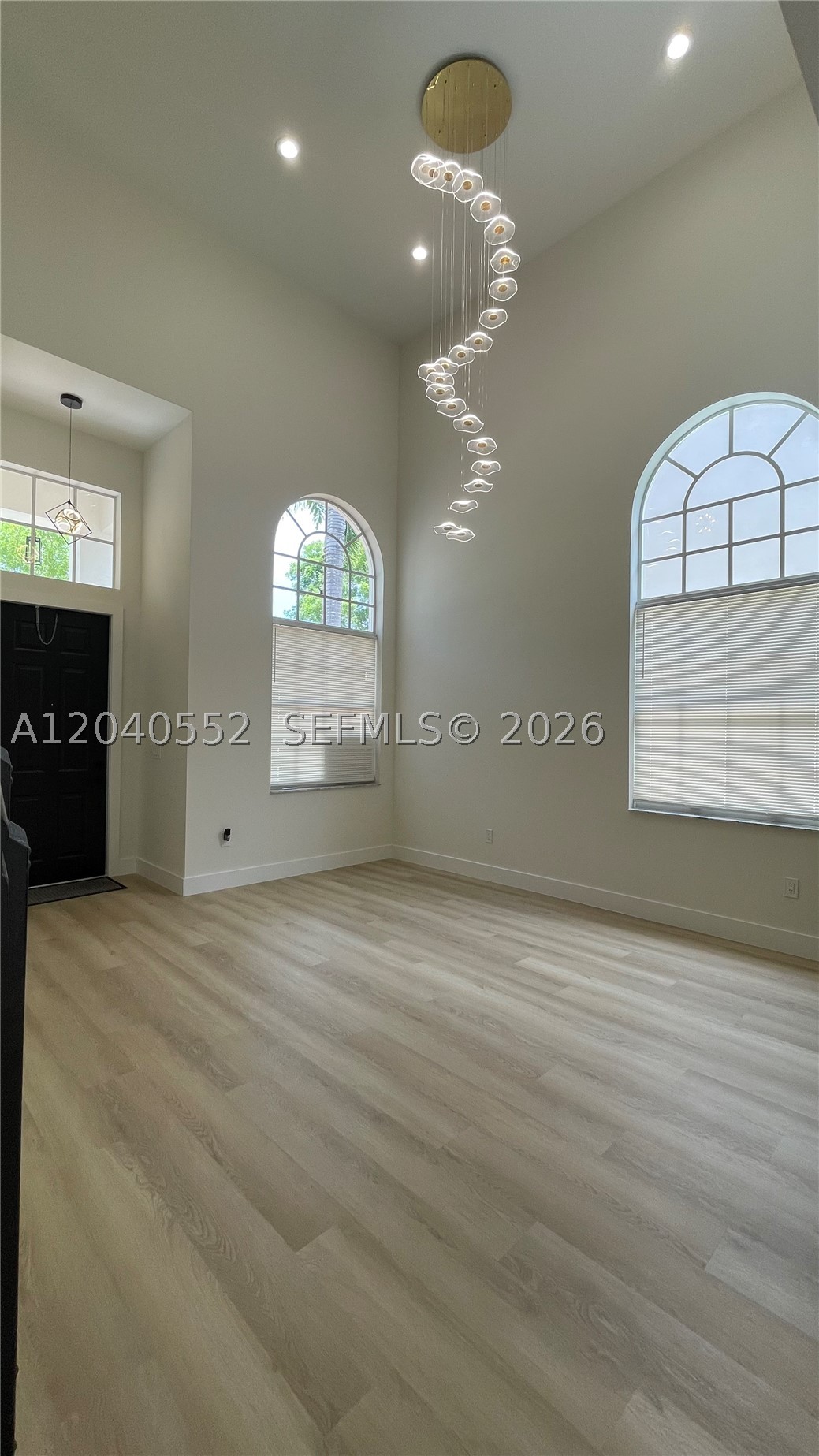 9936 Woodworth Ct Property Photo 8