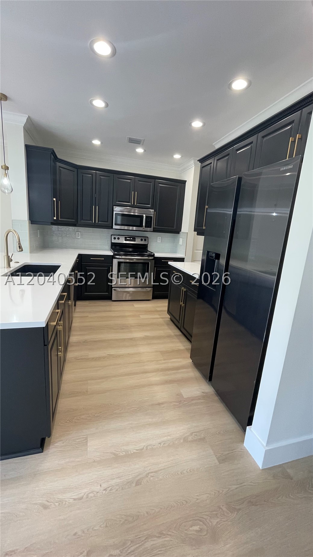 9936 Woodworth Ct Property Photo 14