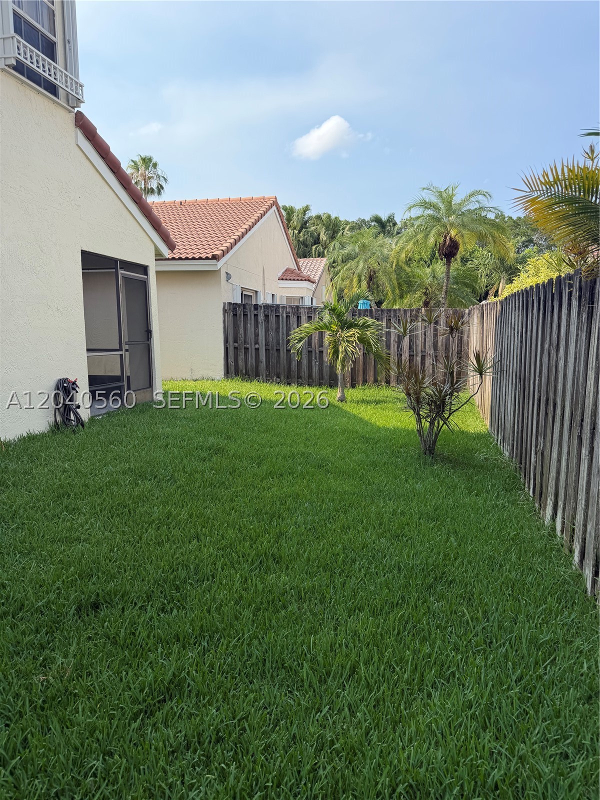 1335 Seagrape Cir Property Photo 22