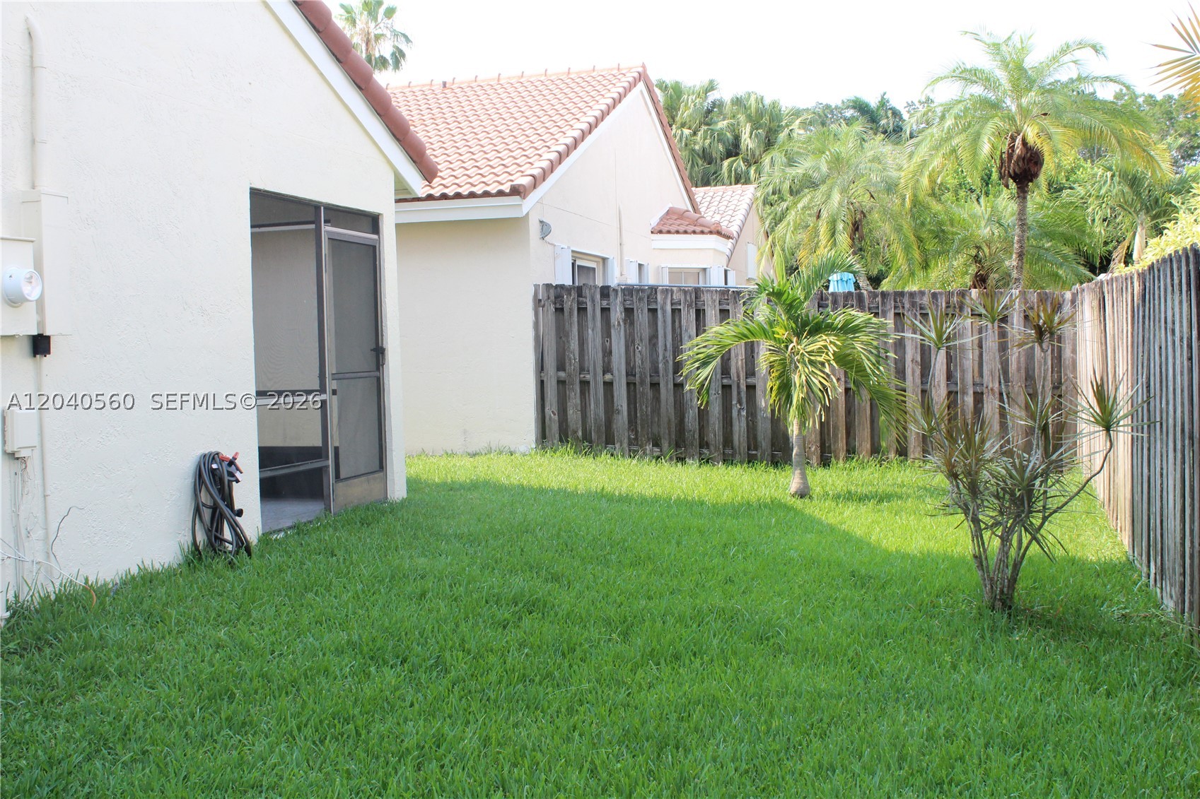 1335 Seagrape Cir Property Photo 26