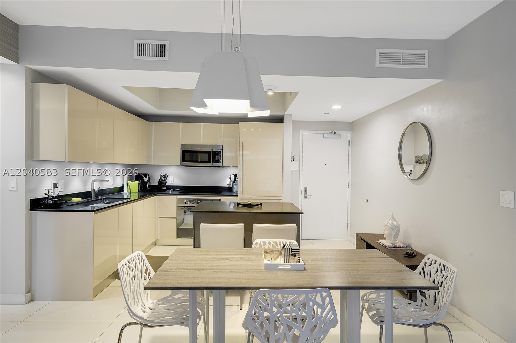 1010 Brickell Ave 3007 Property Photo 6
