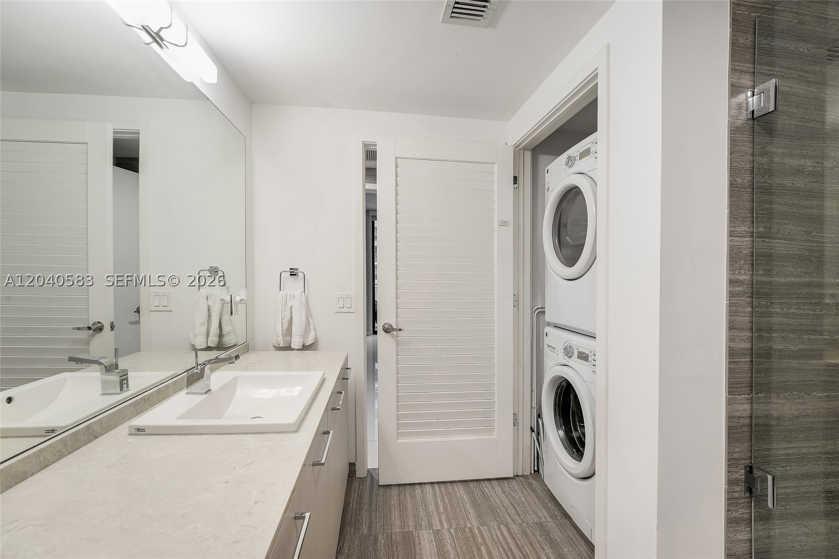 1010 Brickell Ave 3007 Property Photo 12