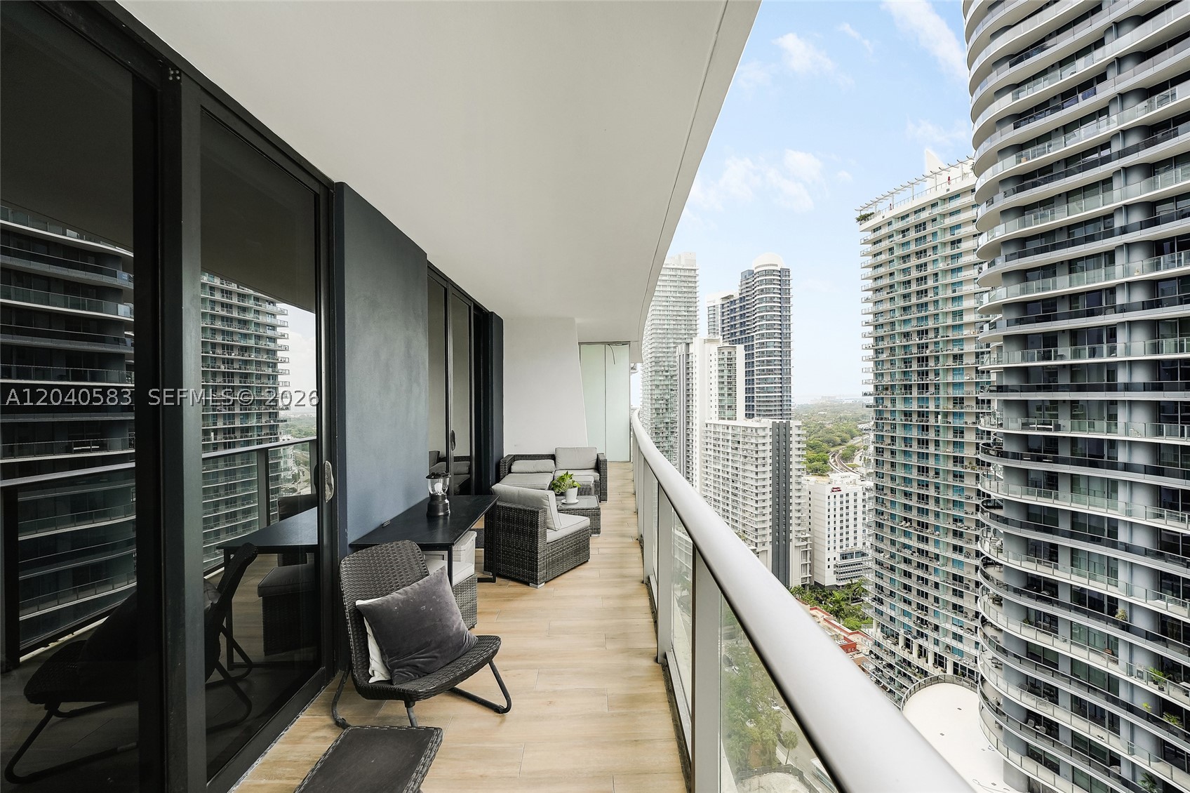 1010 Brickell Ave 3007 Property Photo 24