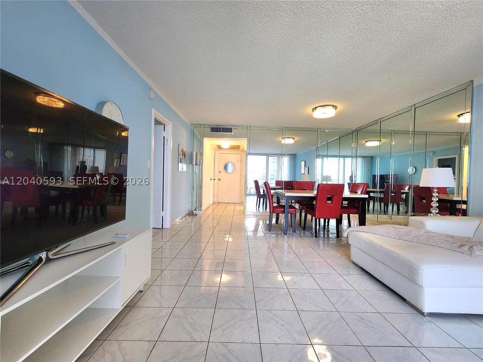 2030 S Ocean Dr 401 Property Photo 3