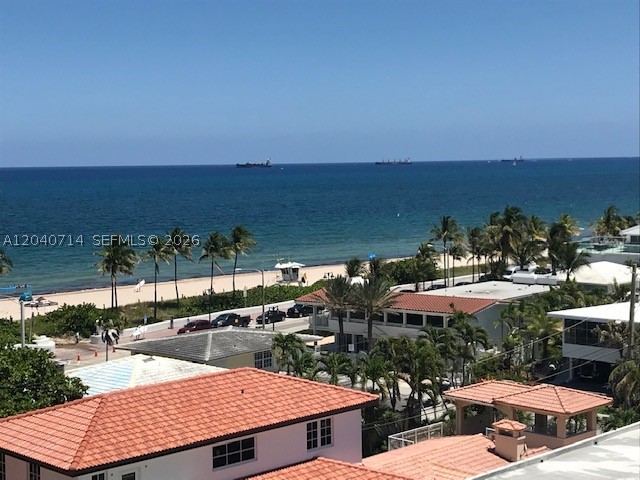 1901 N Ocean Blvd 7e Property Photo 2
