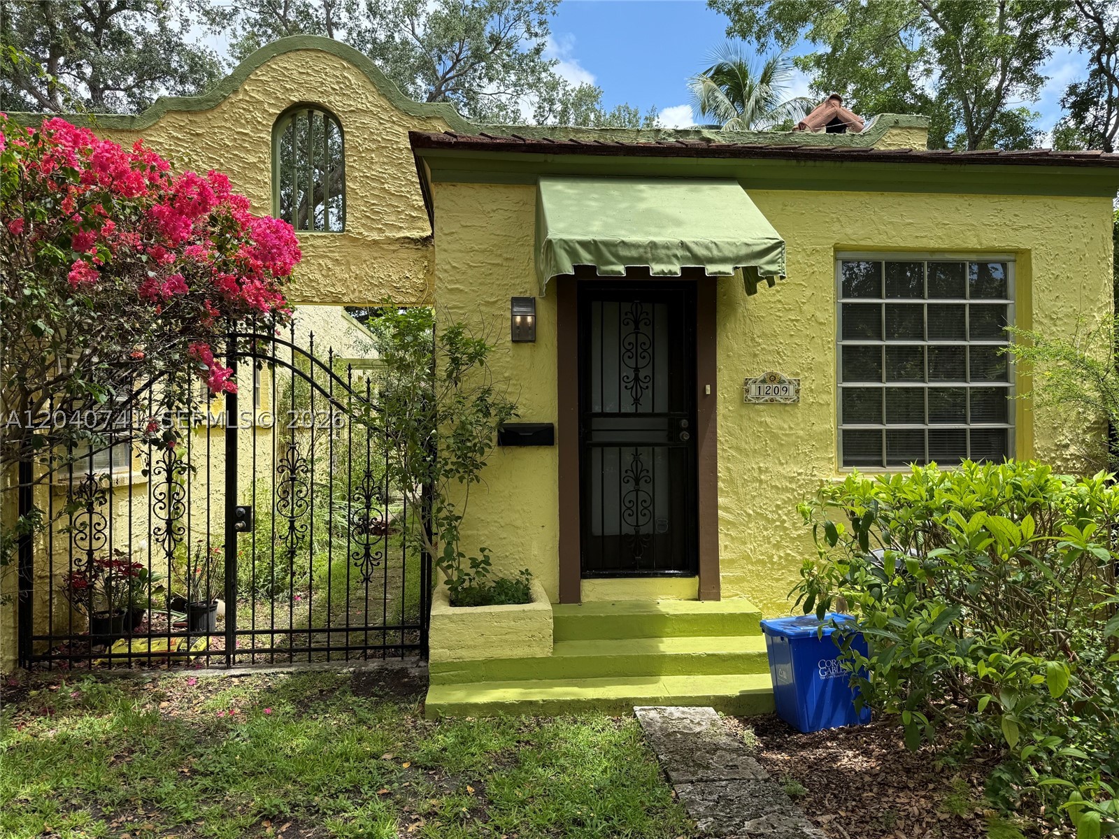 1209 Aguila Ave Property Photo 1