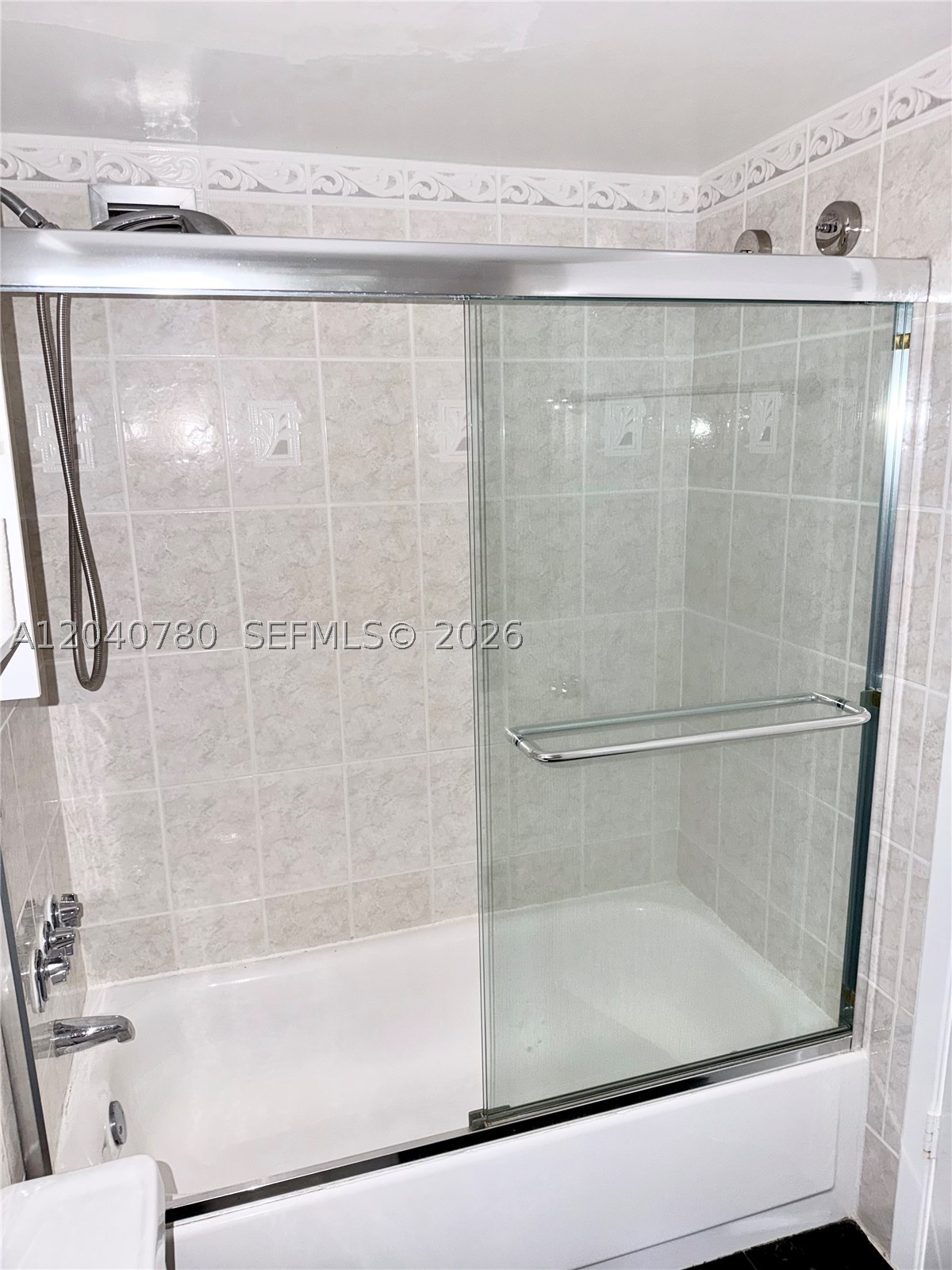 18051 Biscayne Blvd 1905 Property Photo 8