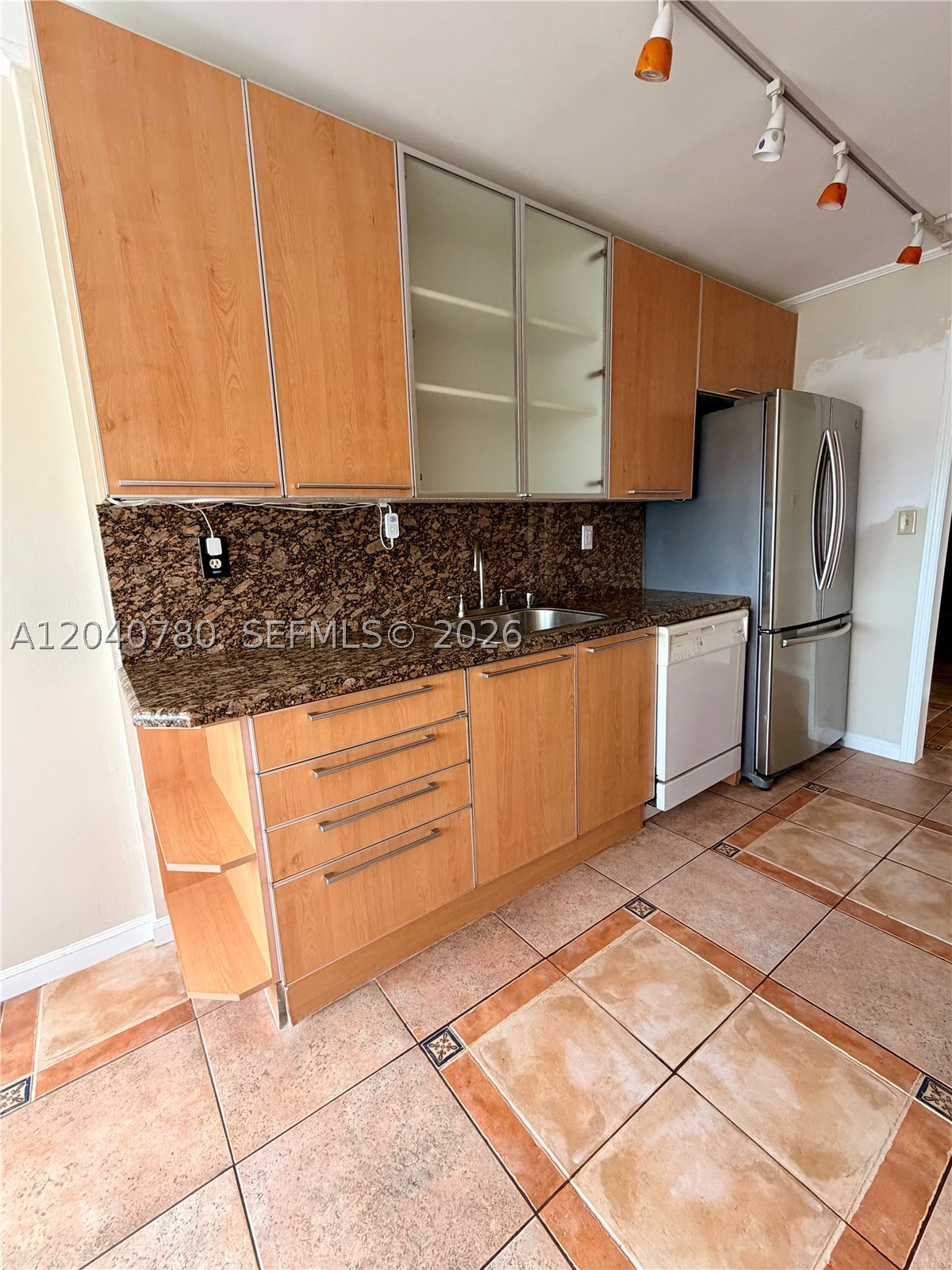 18051 Biscayne Blvd 1905 Property Photo 12