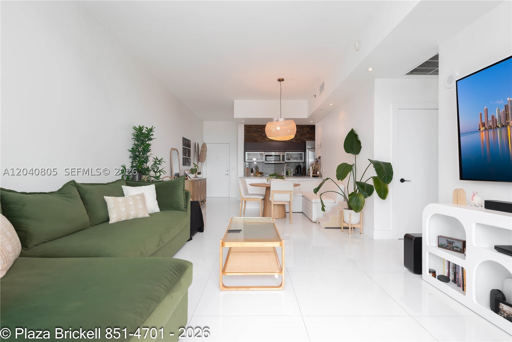 950 Brickell Bay Dr 4701 Property Photo 1