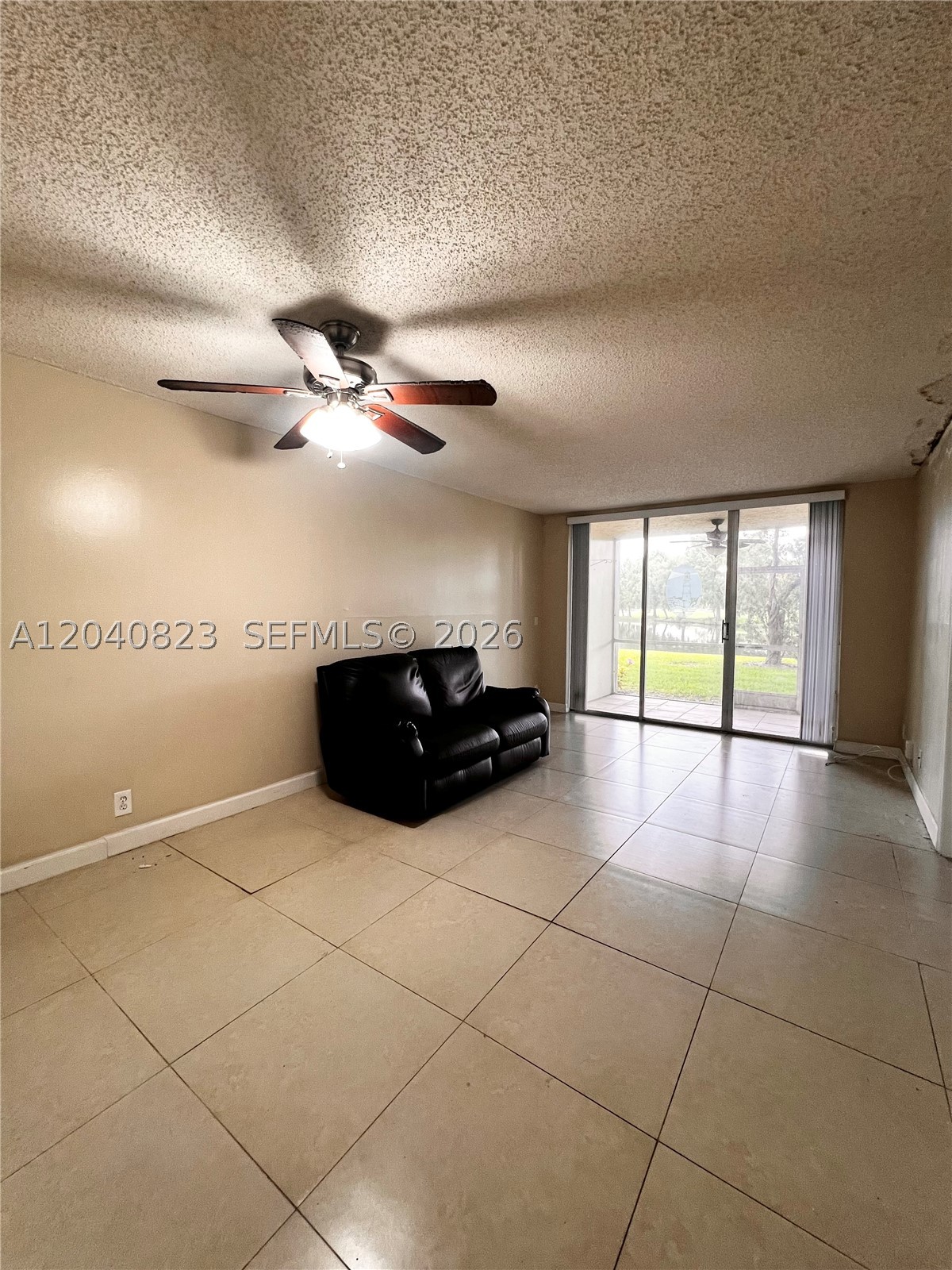 9235 Lagoon Pl 109 Property Photo 7