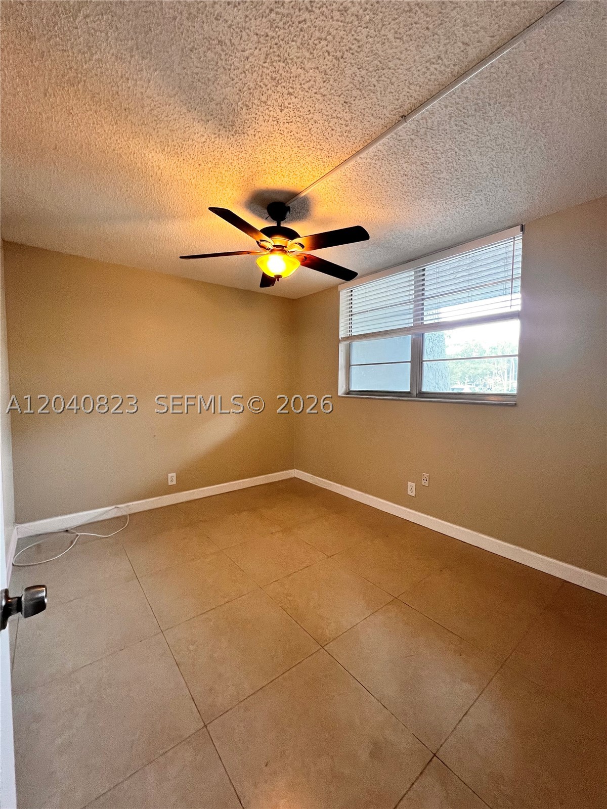 9235 Lagoon Pl 109 Property Photo 12