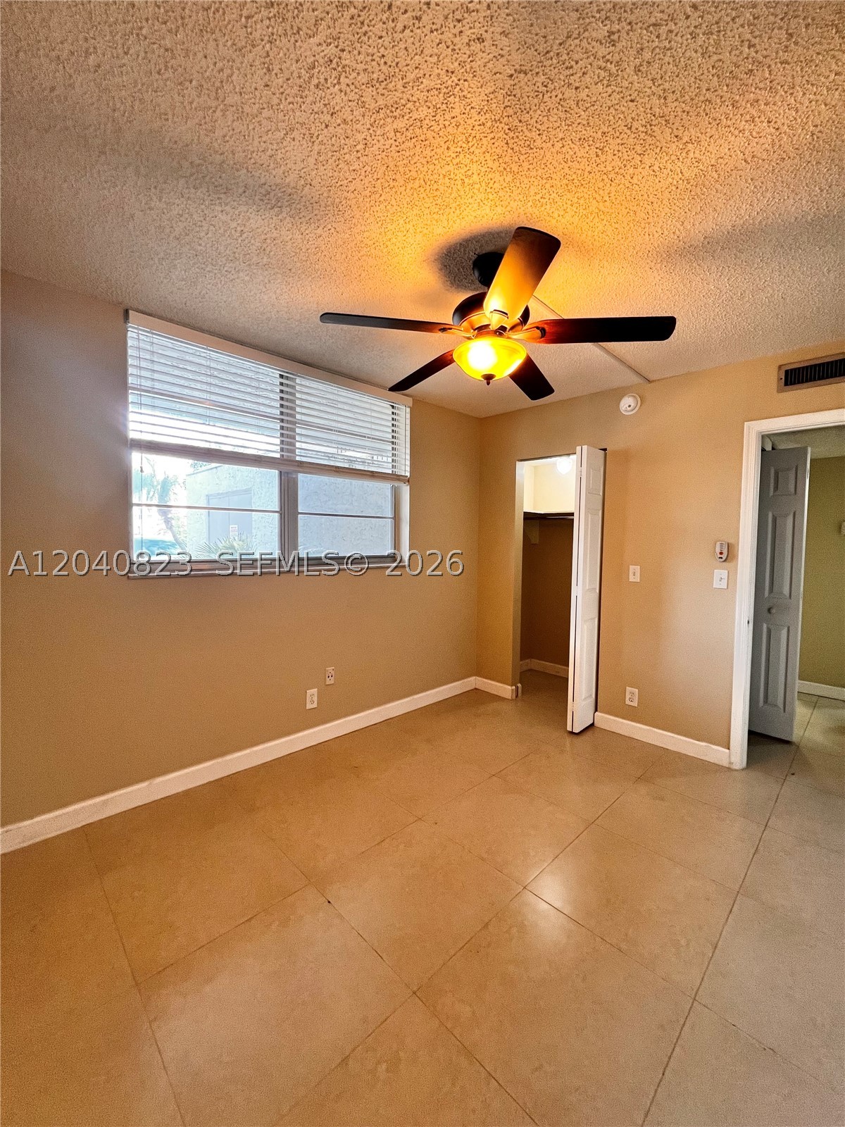9235 Lagoon Pl 109 Property Photo 16