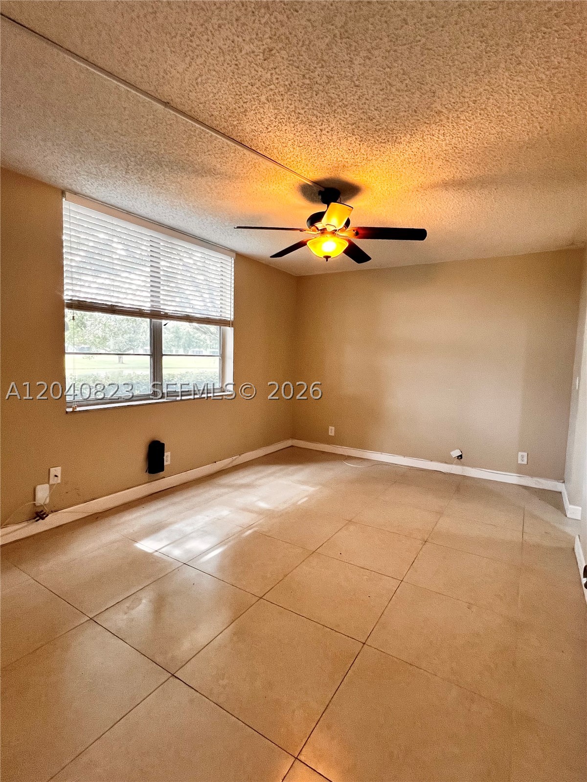 9235 Lagoon Pl 109 Property Photo 17