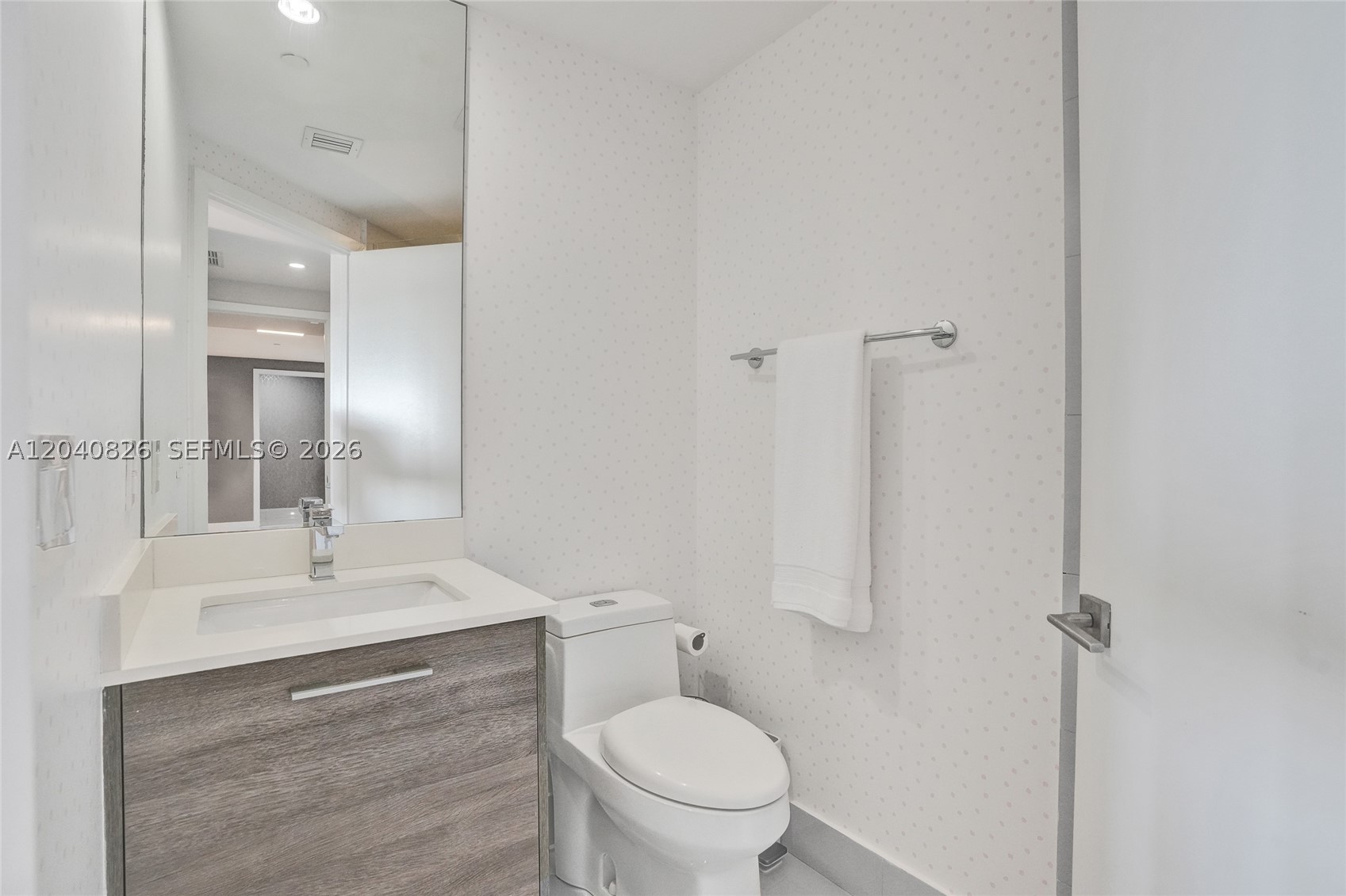 650 Ne 32nd St 3901 Property Photo 30