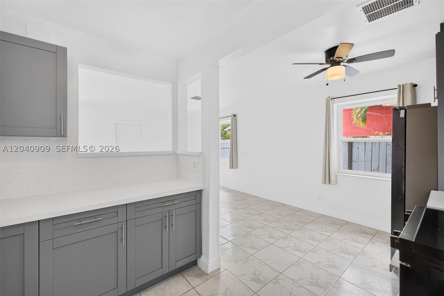 1836 Sw 9th Ave Property Photo 15