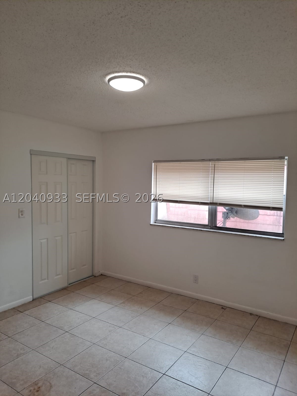 2560 Nw 52nd Ave C18 Property Photo 7