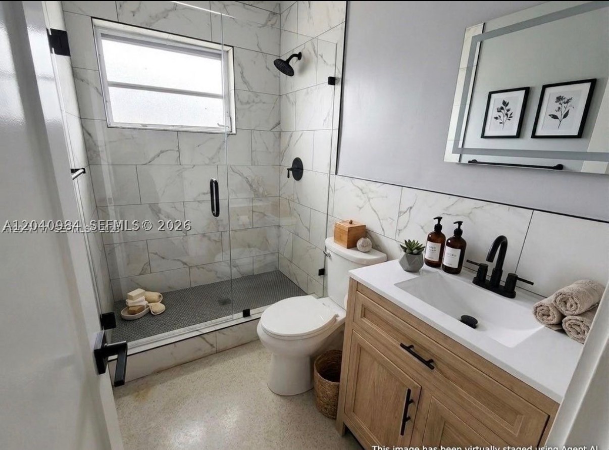 1140 Ne 24th Ave 1 Property Photo 2