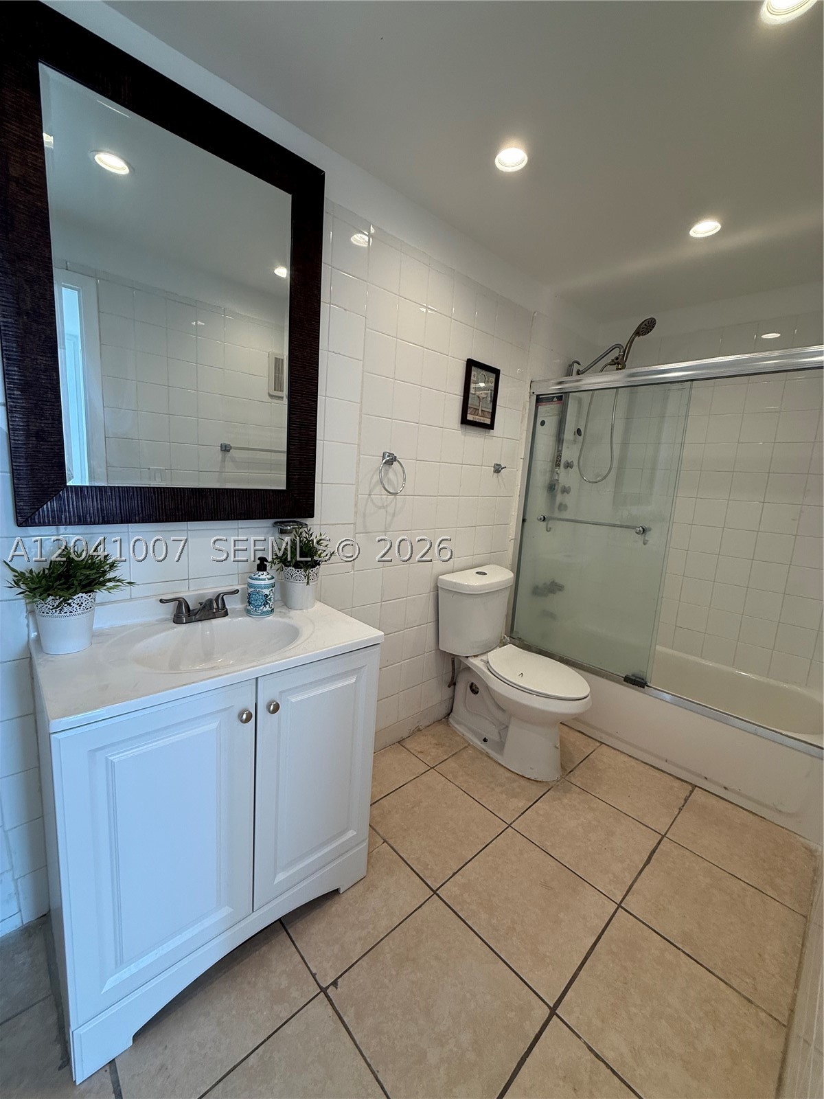 13455 Ne 10th Ave 410 Property Photo 8