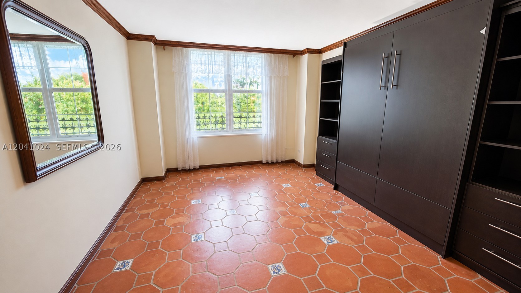9801 Collins Ave 3u Property Photo 19