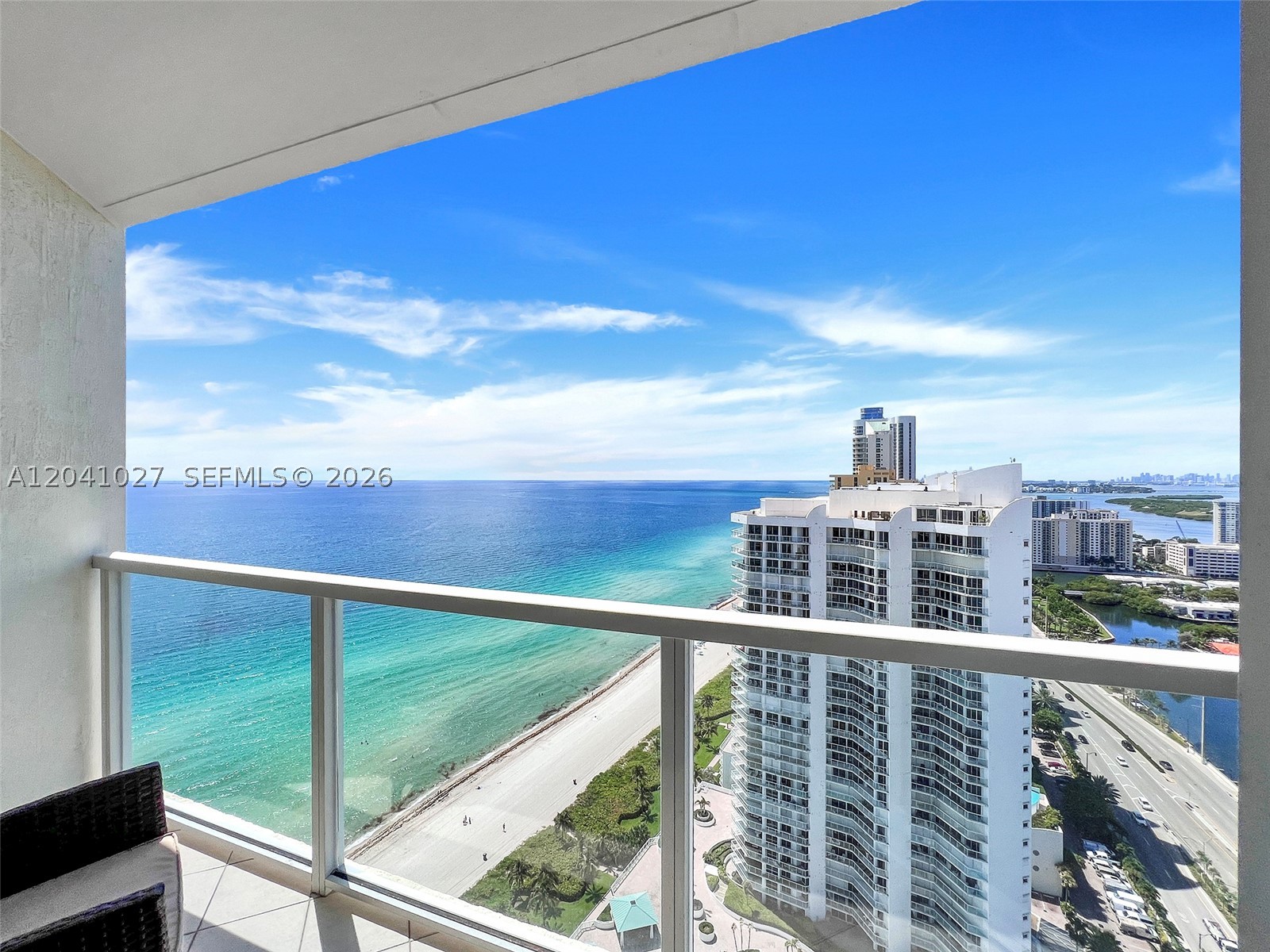 16699 Collins Ave 3309 Property Photo 1