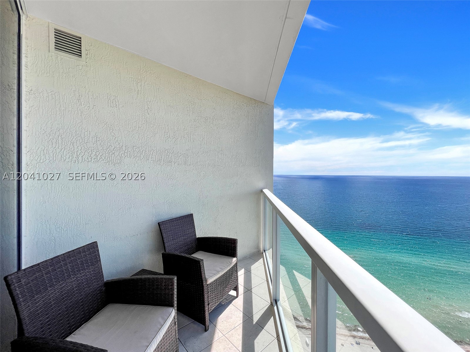 16699 Collins Ave 3309 Property Photo 6