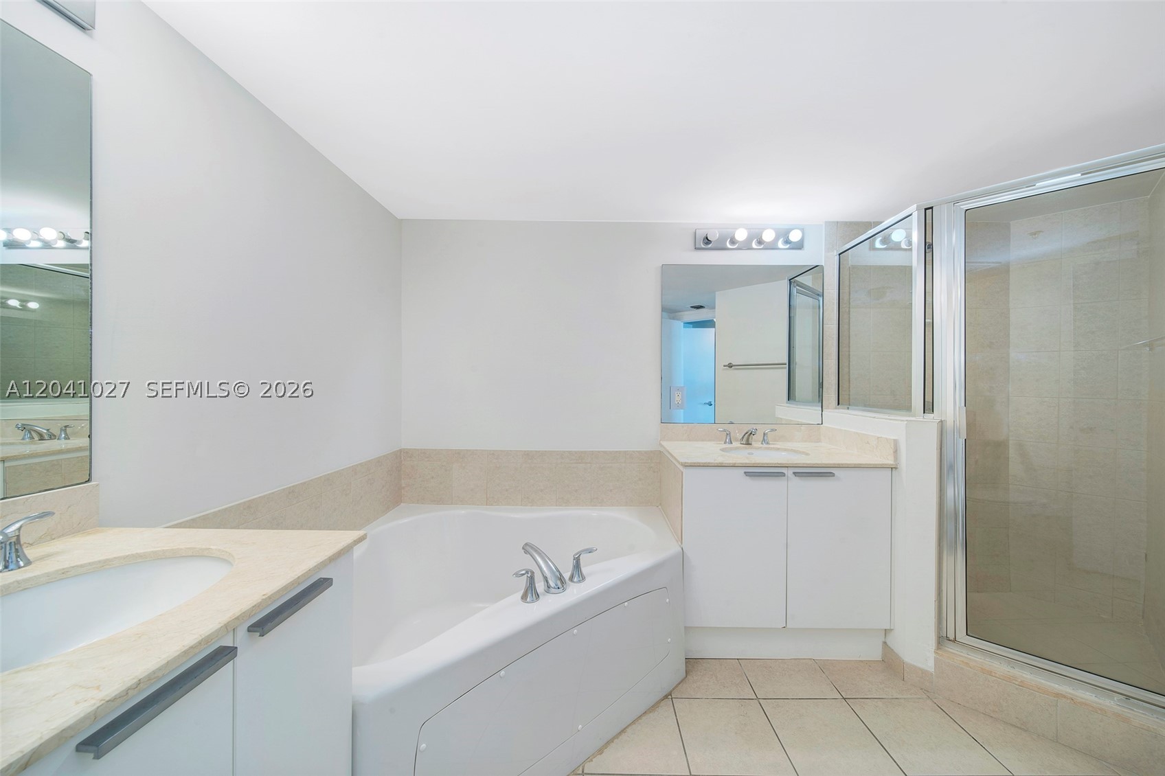 16699 Collins Ave 3309 Property Photo 16