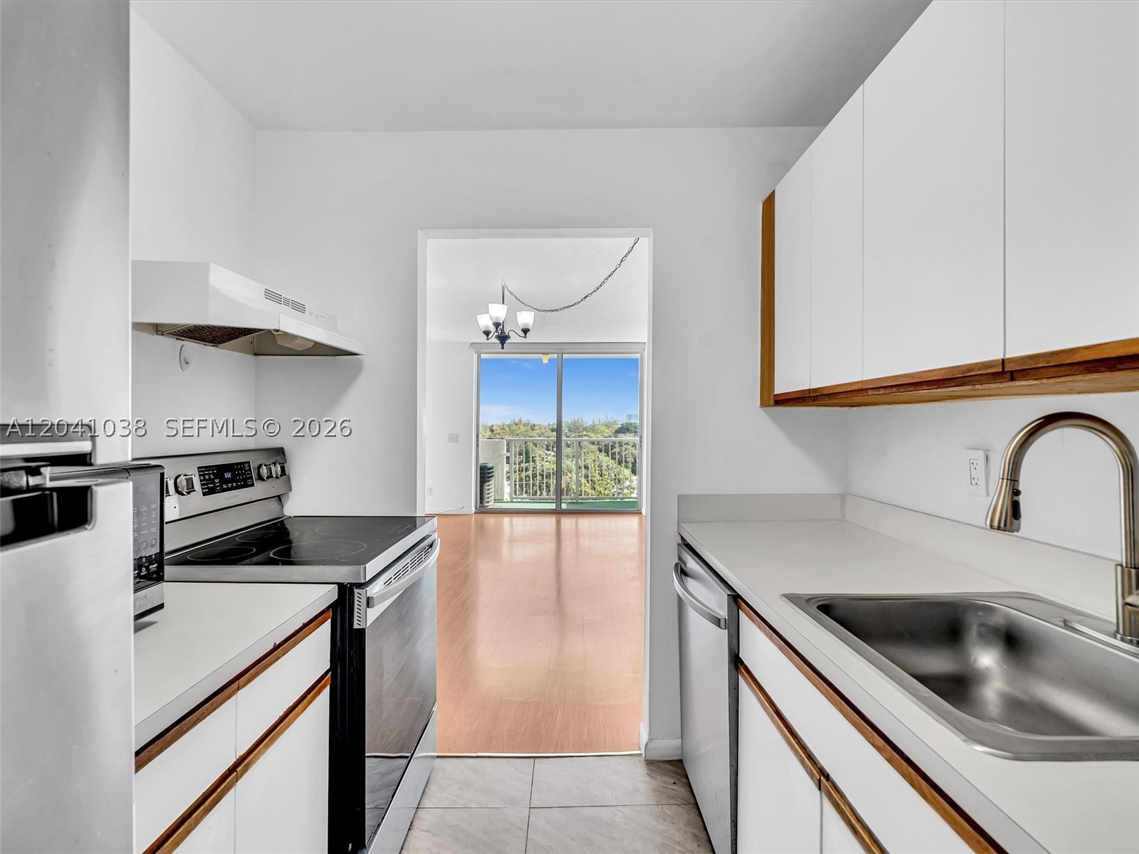 2020 Ne 135th St 601 Property Photo 15