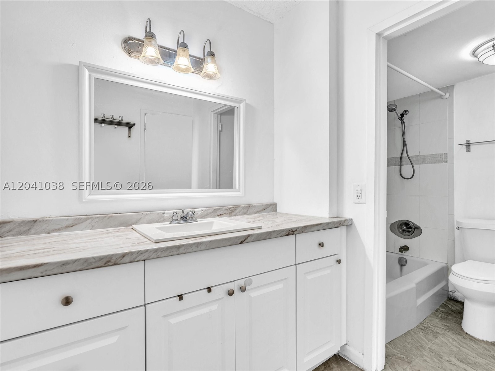 2020 Ne 135th St 601 Property Photo 19