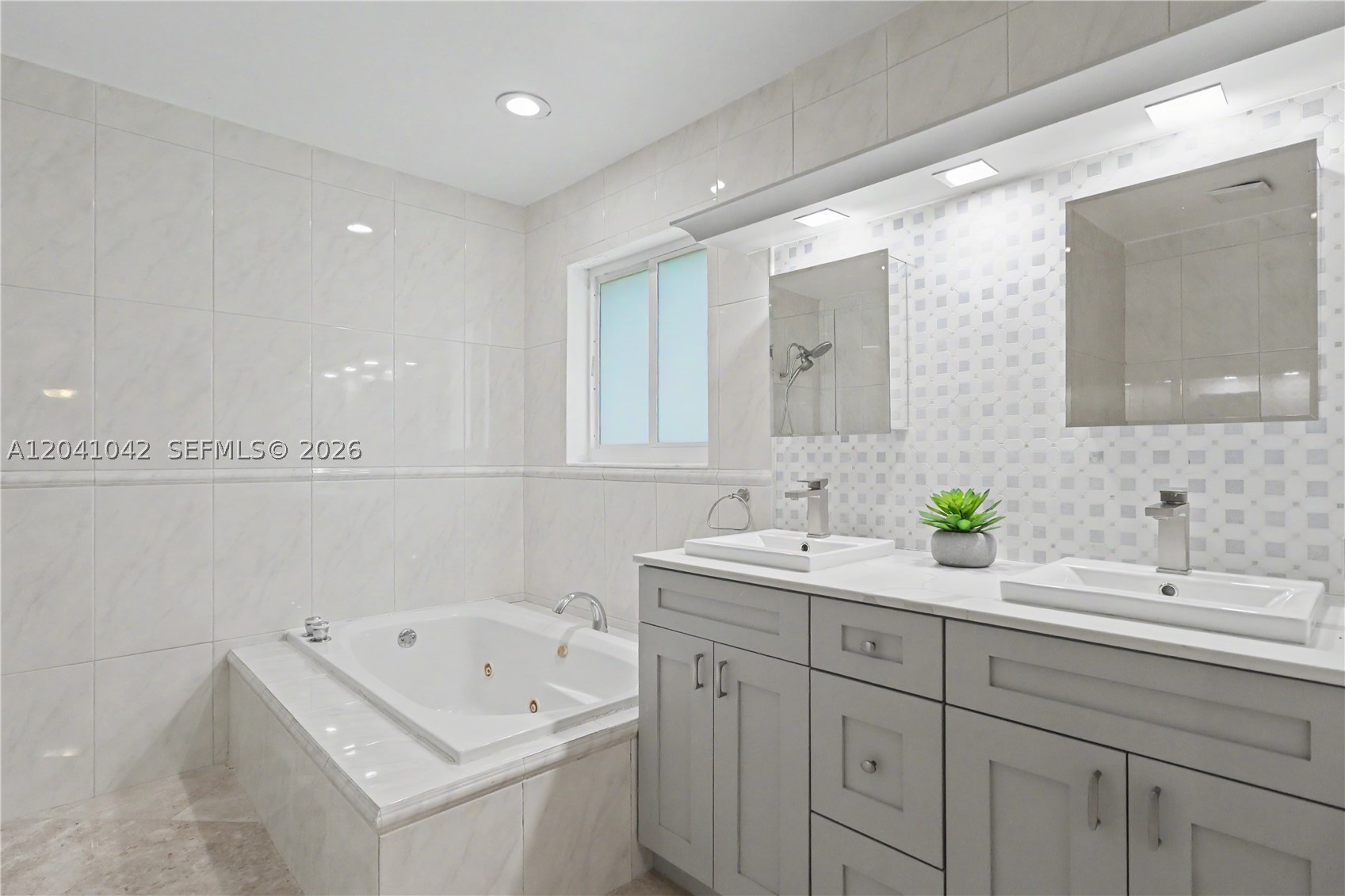 15144 Sw 72nd Ct Property Photo 19