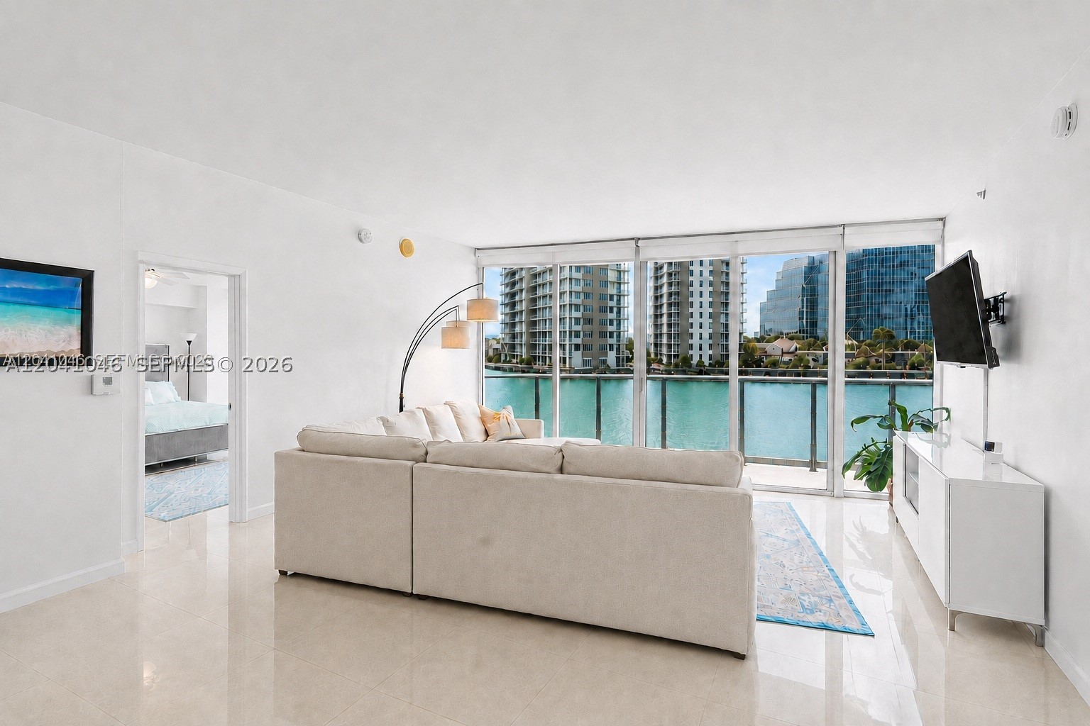 495 Brickell Ave Bay807 Property Photo 8