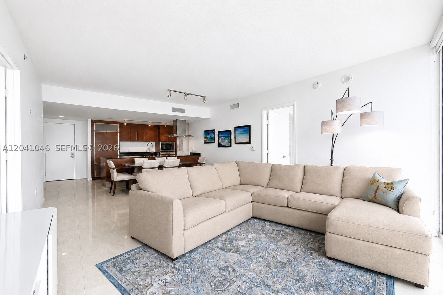495 Brickell Ave Bay807 Property Photo 10