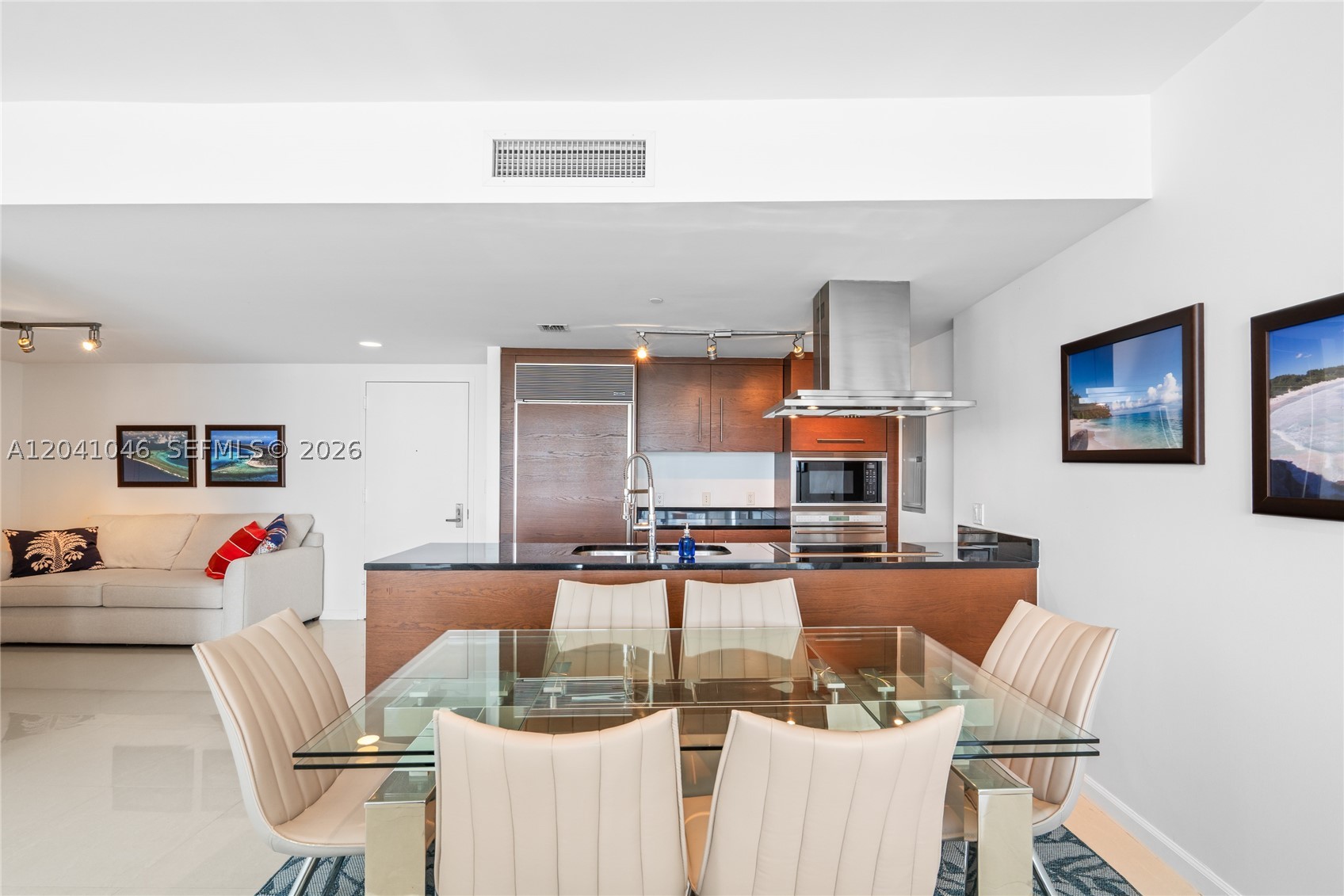 495 Brickell Ave Bay807 Property Photo 12