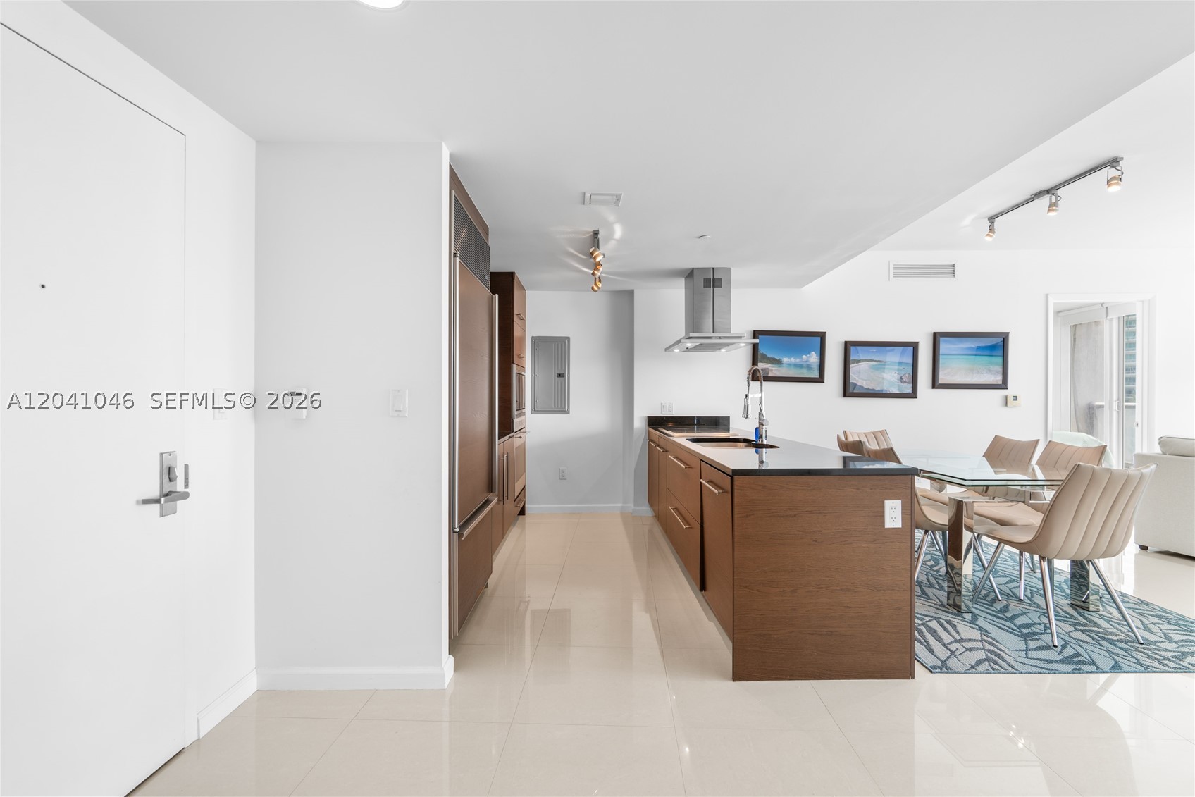 495 Brickell Ave Bay807 Property Photo 21