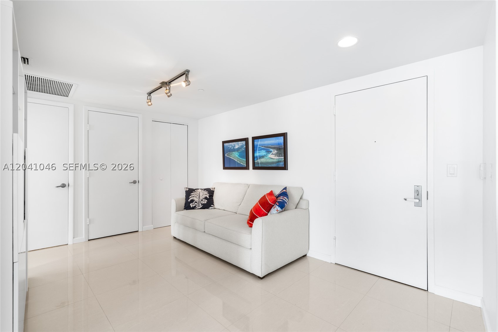 495 Brickell Ave Bay807 Property Photo 25