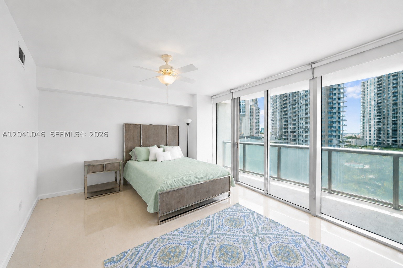 495 Brickell Ave Bay807 Property Photo 30