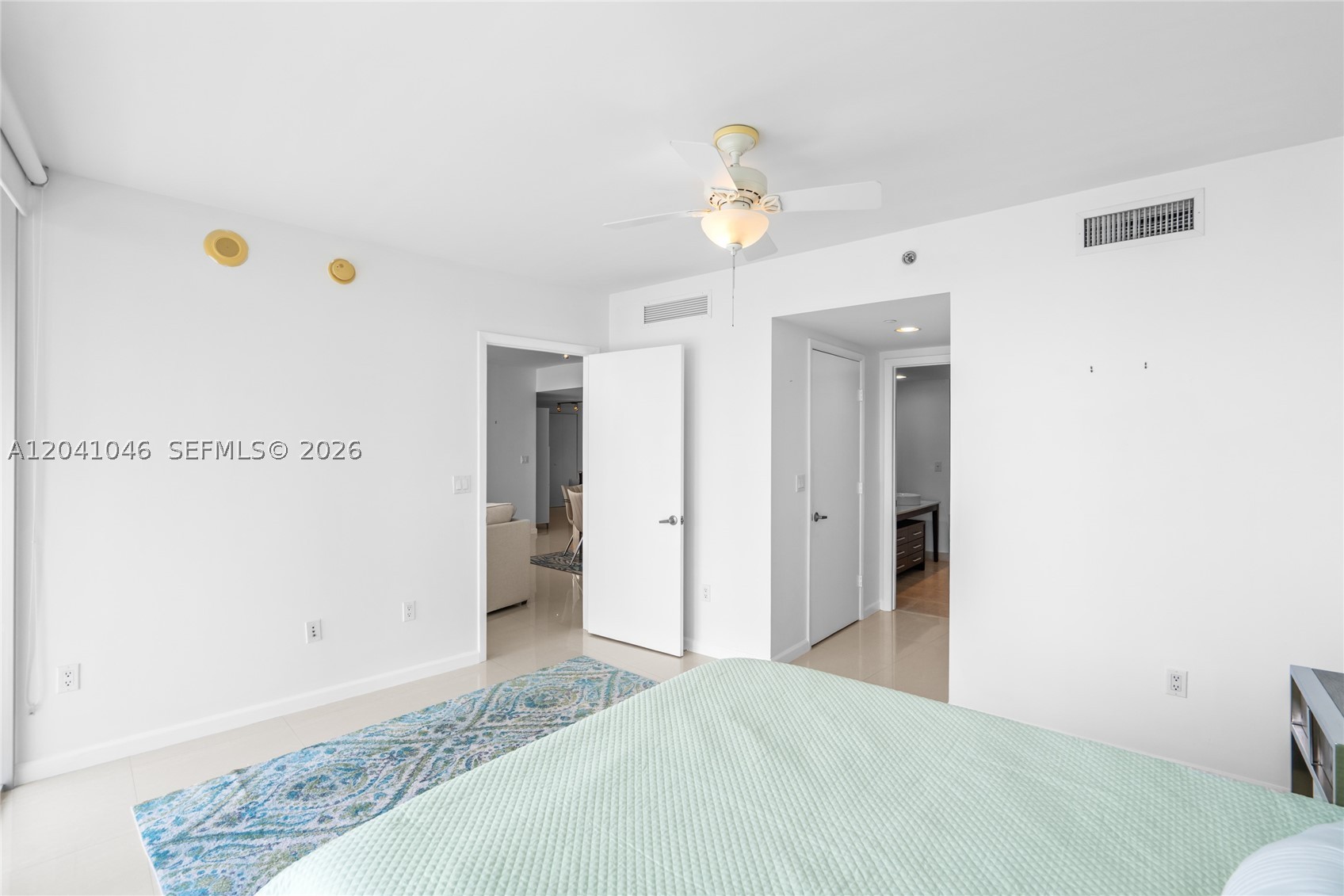 495 Brickell Ave Bay807 Property Photo 34